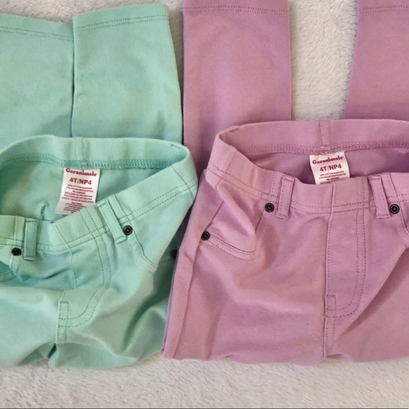 Matching set of 2 outfits - Picture 5 of 7